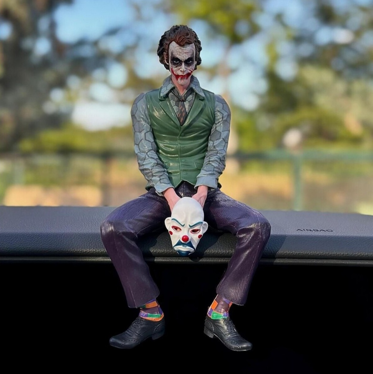 فیگور نشسته جوکر