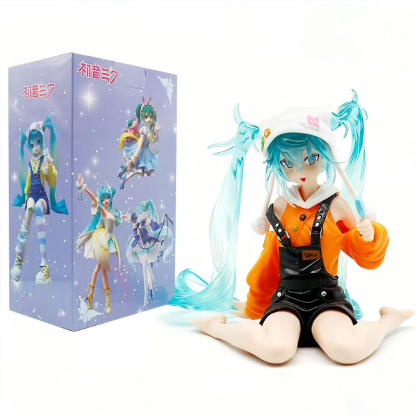 فیگور نشسته هاتسونه میکو