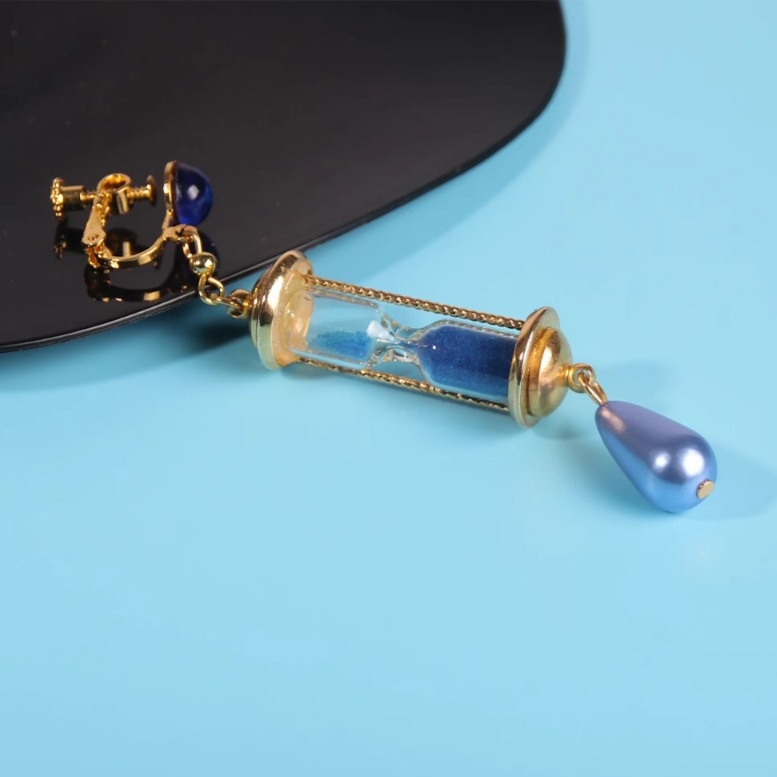گوشواره وانیتاس